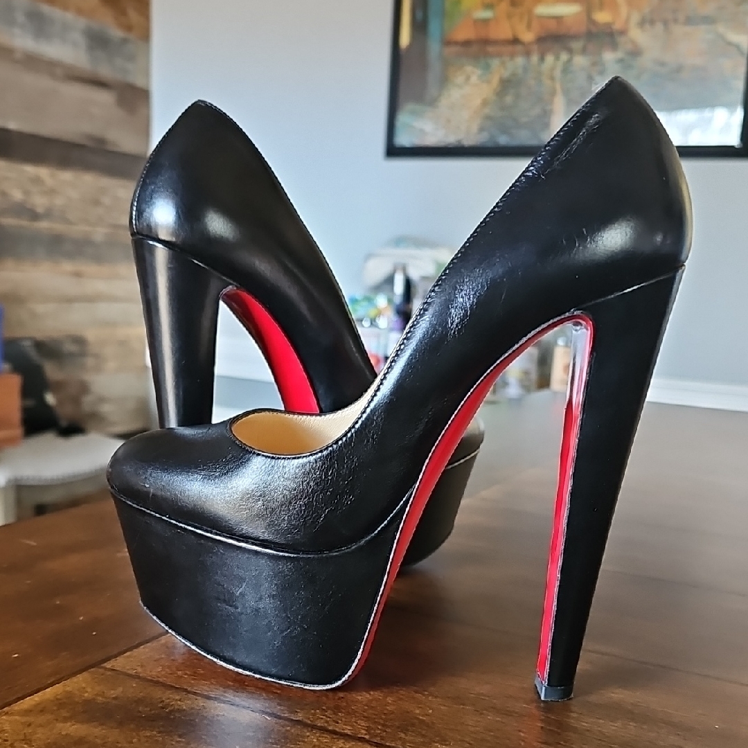 Christian Louboutin Vivtoria Black And Red Stiletto Heels